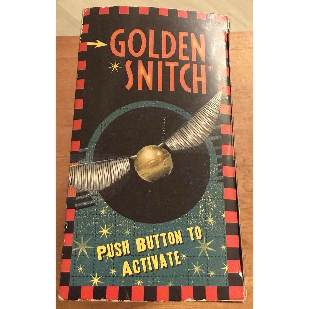 Universal Studio Parks The Wizarding World of Harry Potter Golden Snitch‎ (Toy)